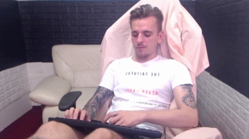 Huge_Cock21  25-07-2021 video pretty